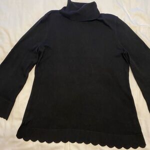 New Black Isaac Mizrahi Live! Sweater with scalloped hem and sleeves size M